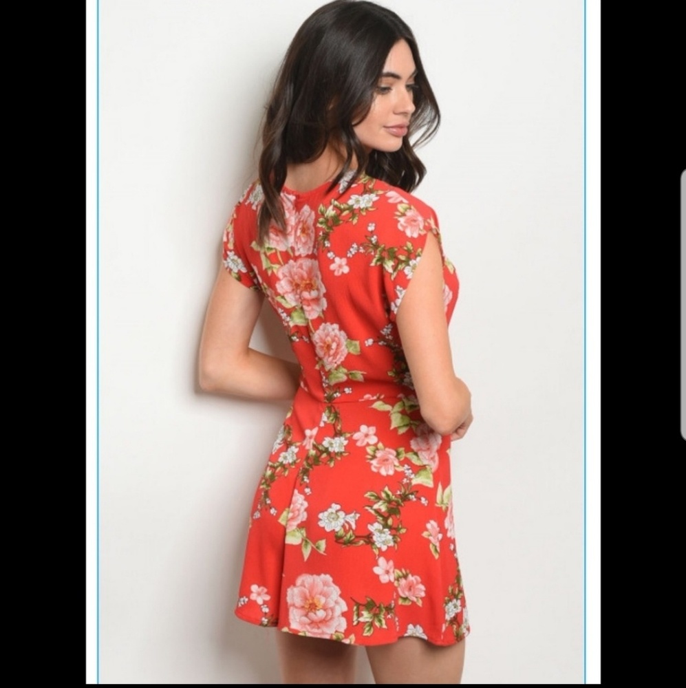 Red Floral Front Tie Romper - Picture 3 of 6